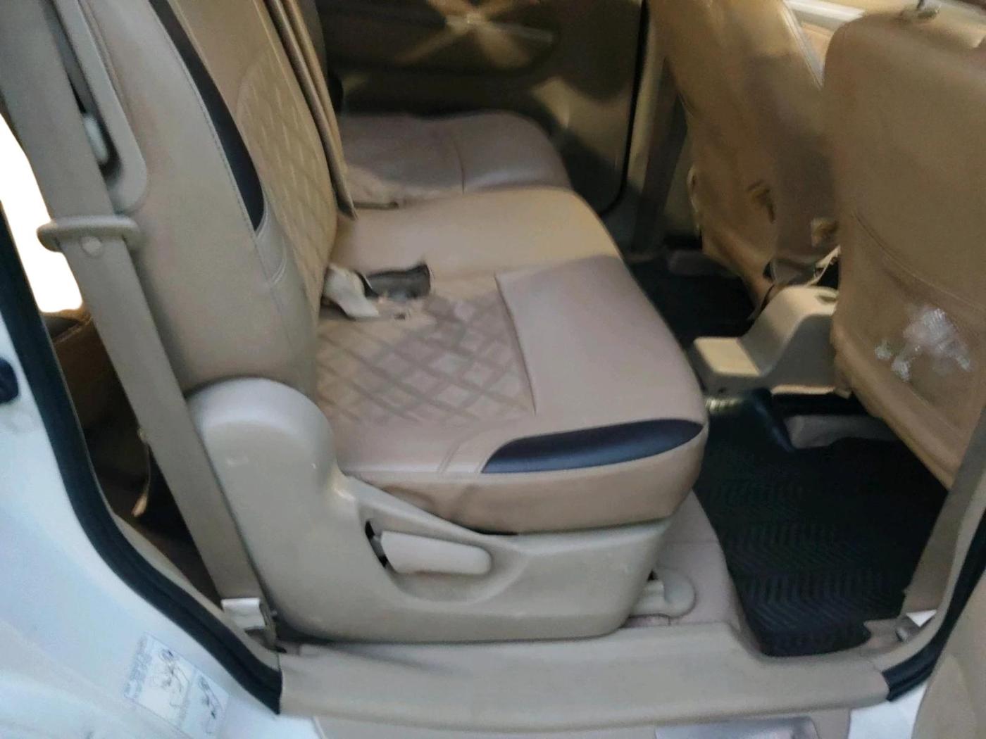 2013 Maruti Ertiga VXI, Petrol, Manual, 1,34,462 km, interior