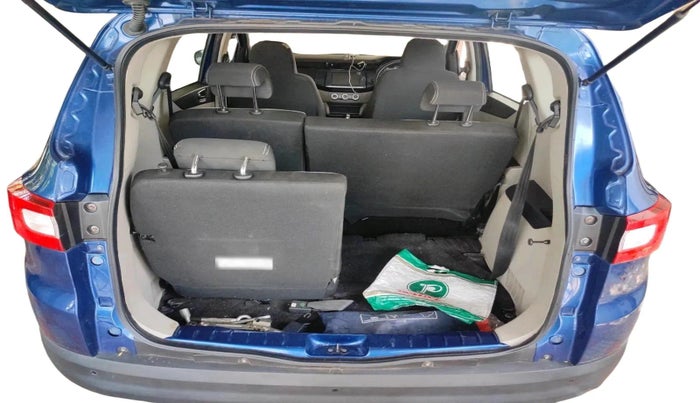 2022 Renault TRIBER RXT AMT, Petrol, Automatic, 30,015 km, exterior