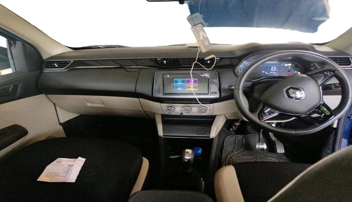 2022 Renault TRIBER RXT AMT, Petrol, Automatic, 30,015 km, interior