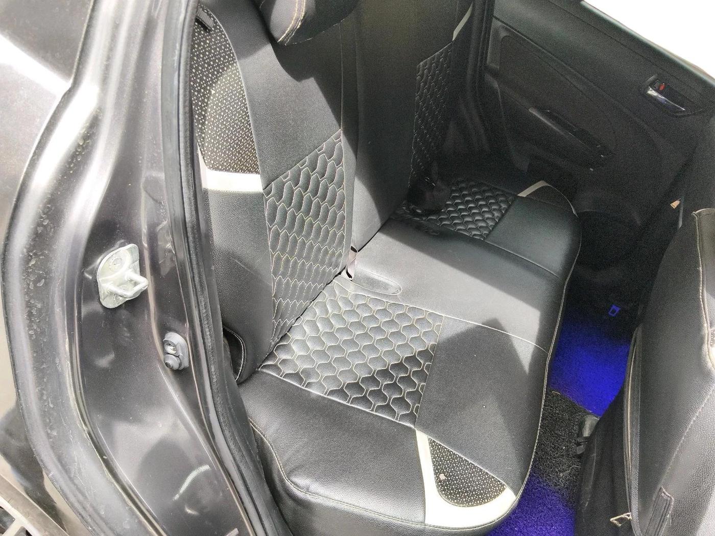 2016 Maruti Swift VDI ABS, Diesel, Manual, 98,057 km, interior