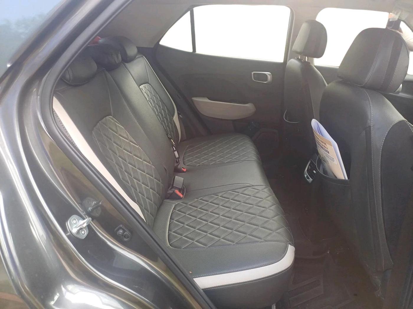 2024 Hyundai VENUE S 1.2, Petrol, Manual, 22,667 km, interior