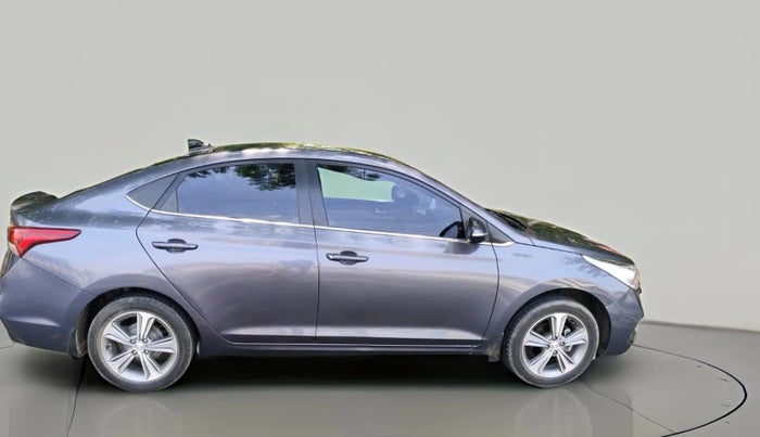 2017 Hyundai Verna 1.6 VTVT SX, Petrol, Manual, 36,057 km, exterior