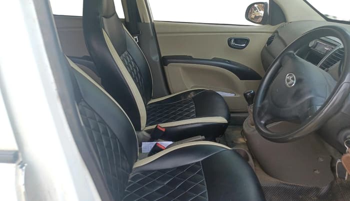 2014 Hyundai i10 SPORTZ 1.1, Petrol, Manual, 1,15,377 km, interior