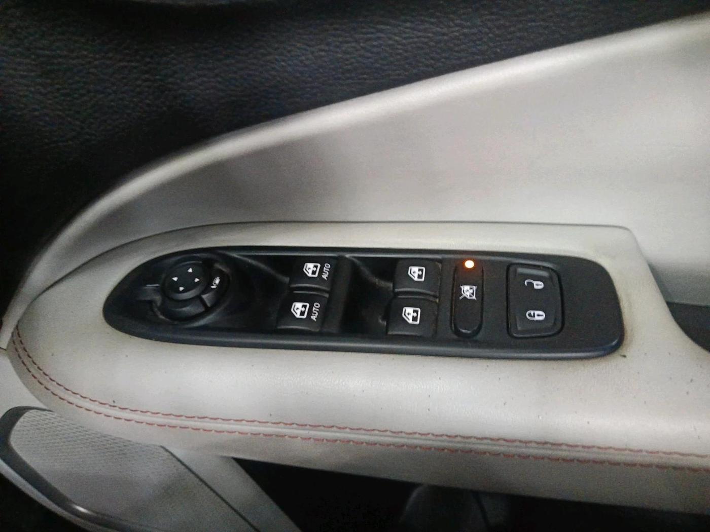2018 Jeep Compass LIMITED 1.4 PETROL AT, Petrol, Automatic, 60,806 km, interior
