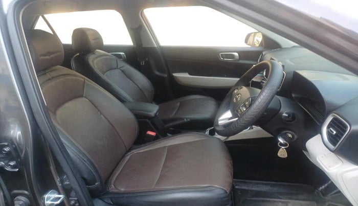 2024 Hyundai VENUE S 1.2, Petrol, Manual, 15,361 km, interior