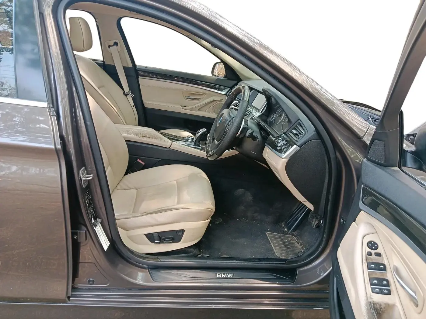 2012 BMW 5 Series 525D, Diesel, Automatic, 84,012 km, interior