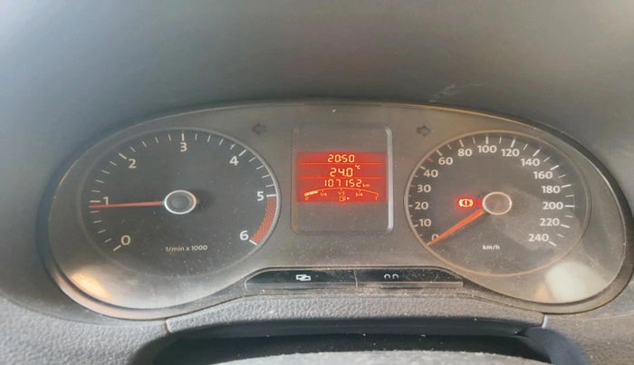 2011 Volkswagen Polo COMFORTLINE 1.2L, Diesel, Manual, 1,07,152 km, interior