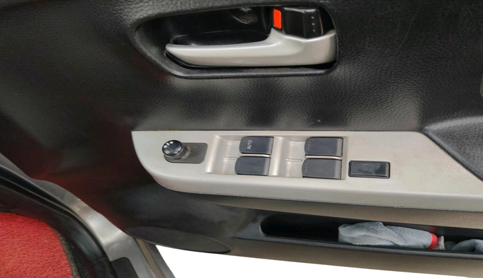 2016 Maruti Wagon R 1.0 VXI, Petrol, Manual, 1,34,261 km, interior