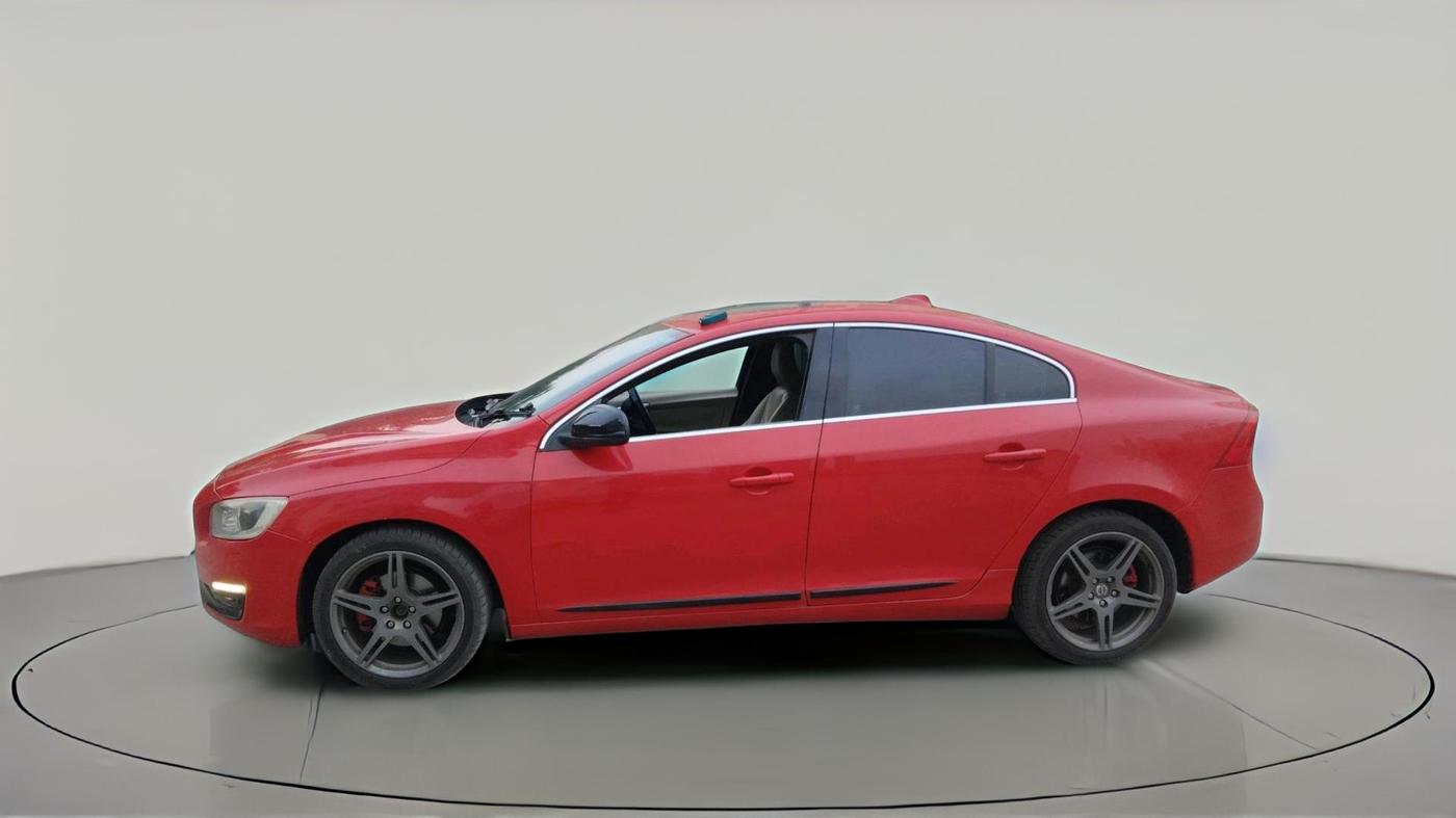 2015 Volvo S60 Momentum D4, Diesel, Automatic, 1,35,000 km, exterior