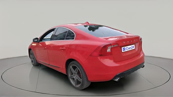 2015 Volvo S60 Momentum D4, Diesel, Automatic, 1,35,000 km, exterior