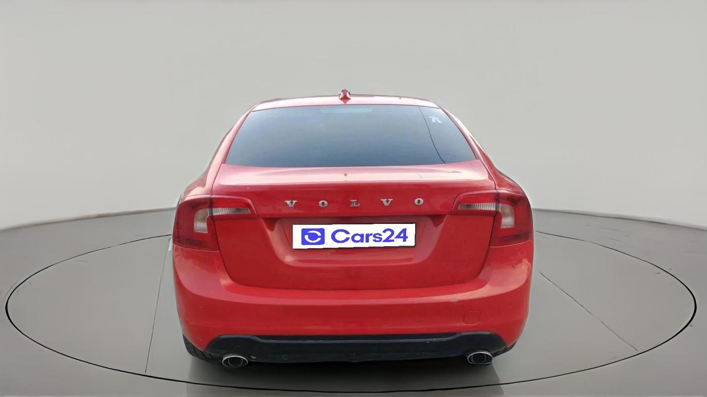 2015 Volvo S60 Momentum D4, Diesel, Automatic, 1,35,000 km, exterior