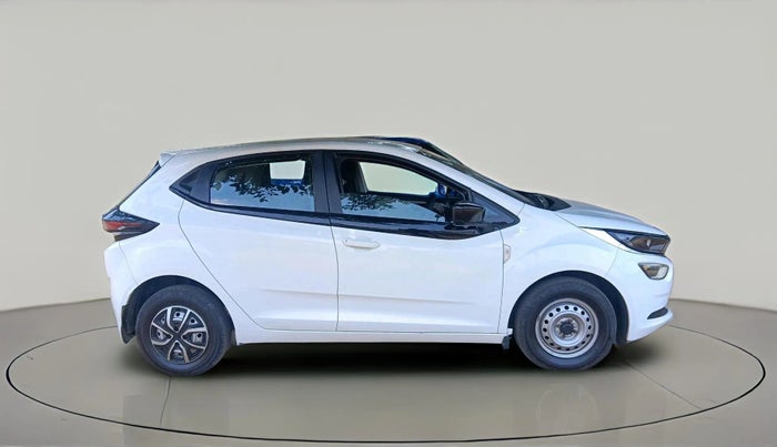 2023 Tata ALTROZ XE PETROL, Petrol, Manual, 22,519 km, exterior