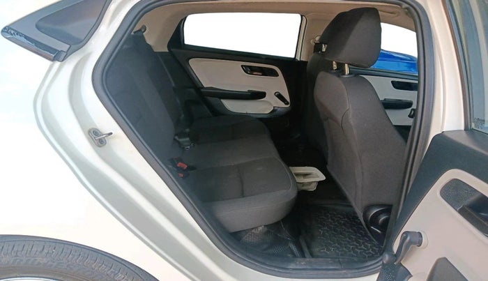 2023 Tata ALTROZ XE PETROL, Petrol, Manual, 22,519 km, interior