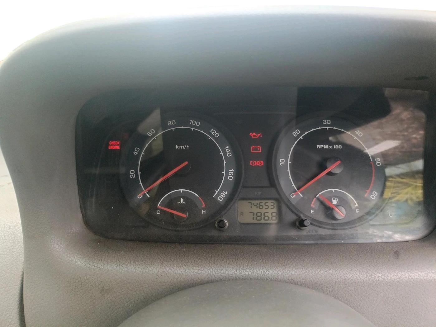 2013 Tata Indica V2 LS DIESEL, Diesel, Manual, 74,653 km, interior