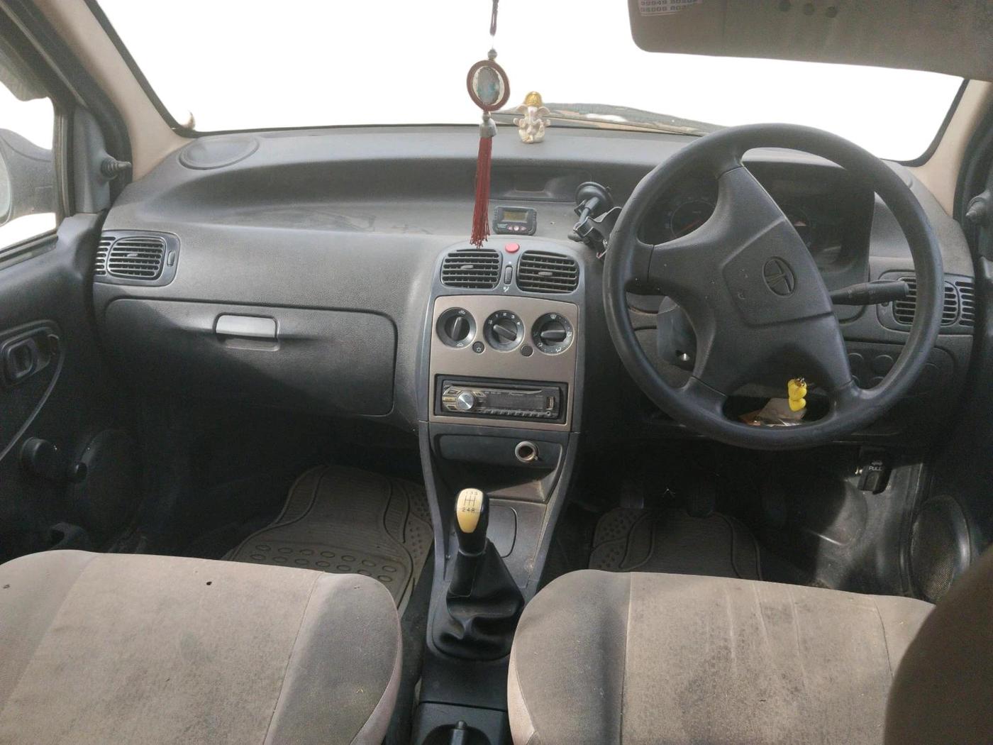 2014 Tata Indica EV2 LS, Diesel, Manual, 2,18,473 km, interior