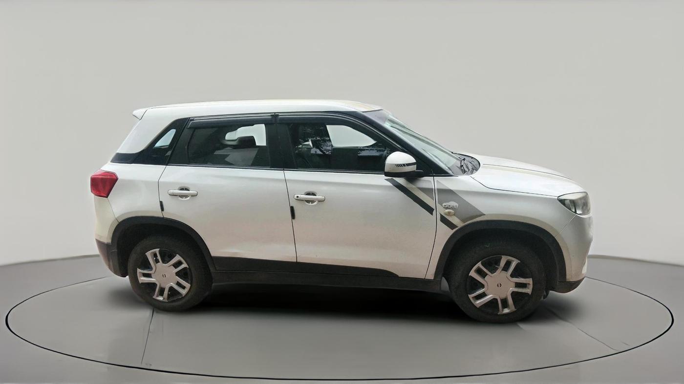 2017 Maruti Vitara Brezza LDI (O), Diesel, Manual, 2,06,013 km, exterior