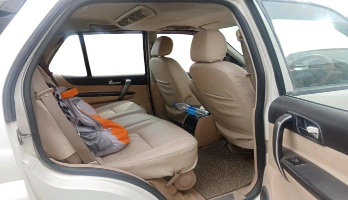 2014 Tata Safari Storme 2.2 EX 4X2, Diesel, Manual, 95,778 km, interior