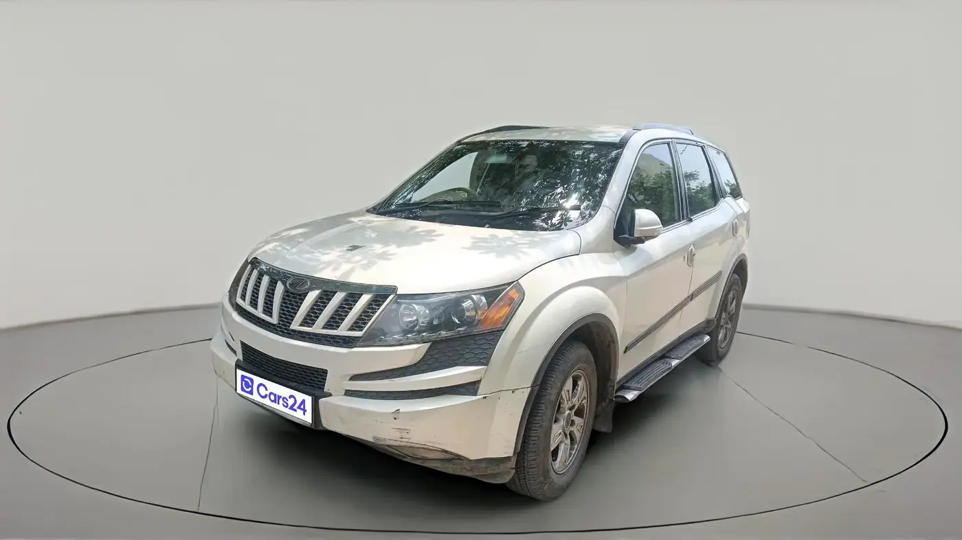 2014 Mahindra XUV500 W8, Diesel, Manual, 1,52,643 km, exterior
