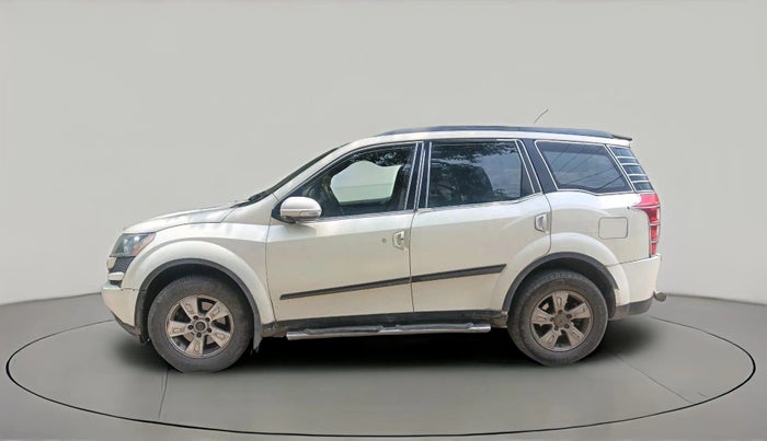 2014 Mahindra XUV500 W8, Diesel, Manual, 1,52,643 km, exterior