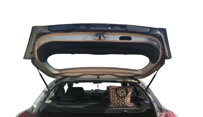 2014 Maruti Swift VDI, Diesel, Manual, 1,18,507 km, exterior