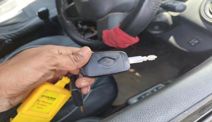 2017 Renault Kwid RXL, CNG, Manual, 86,519 km, interior