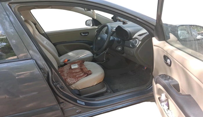 2013 Hyundai Grand i10 MAGNA 1.2 KAPPA VTVT, Petrol, Manual, 57,090 km, interior