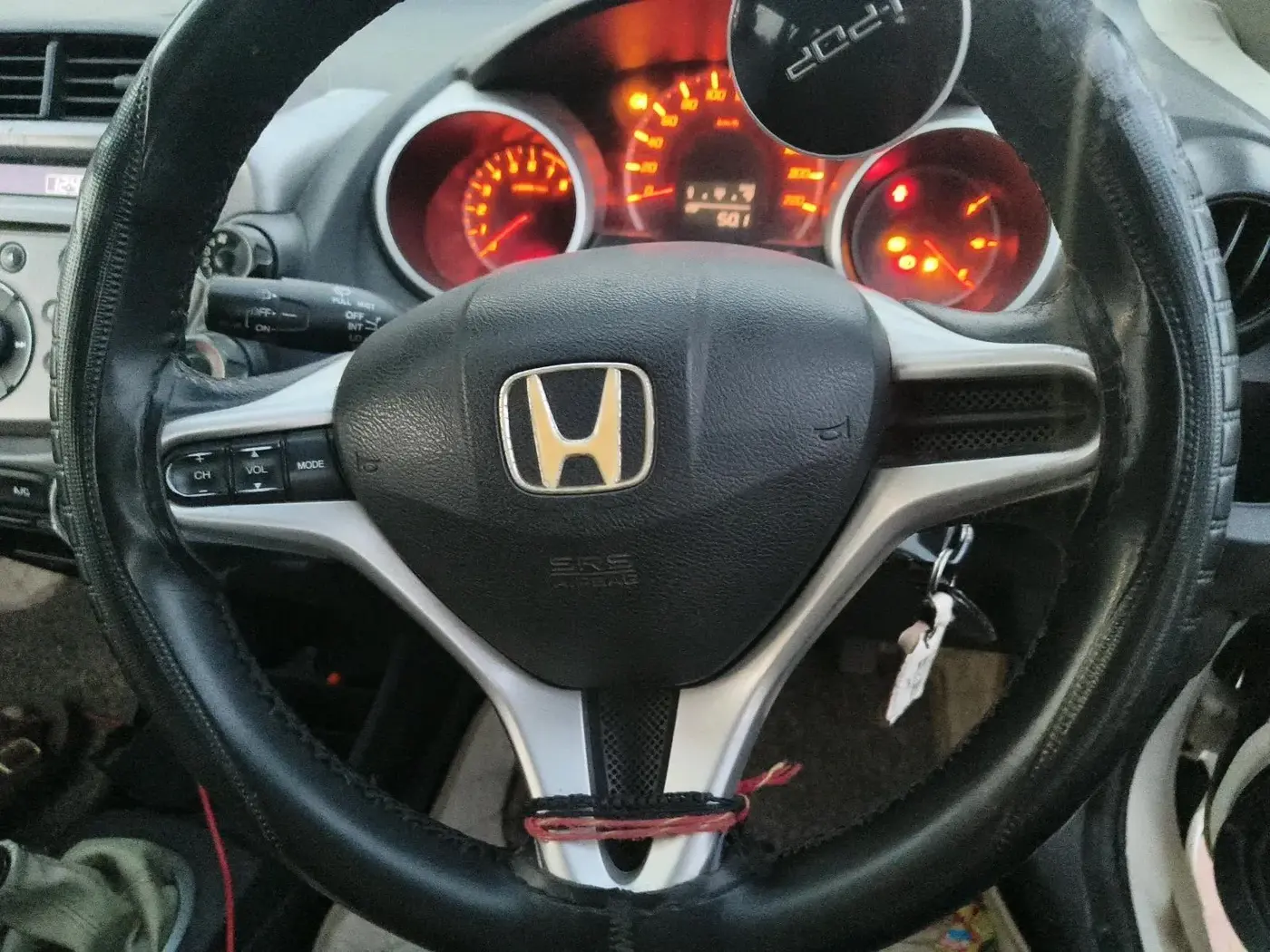 2011 Honda Jazz 1.2L I-VTEC BASE, CNG, Manual, 1,53,943 km, interior