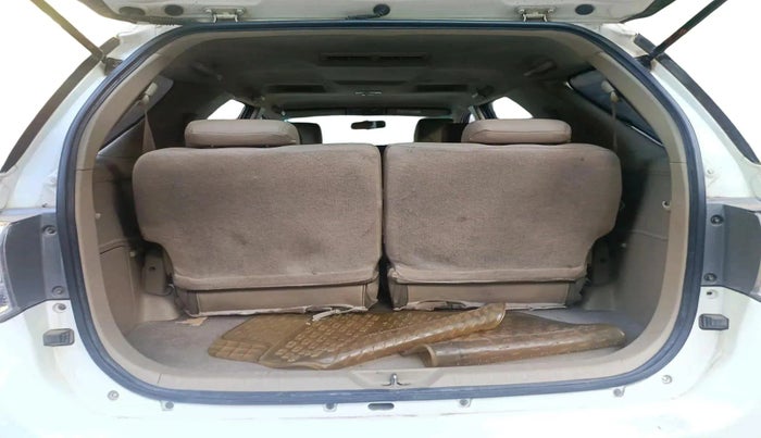 2014 Toyota Fortuner 3.0 4X4 MT, Diesel, Manual, 2,14,011 km, exterior