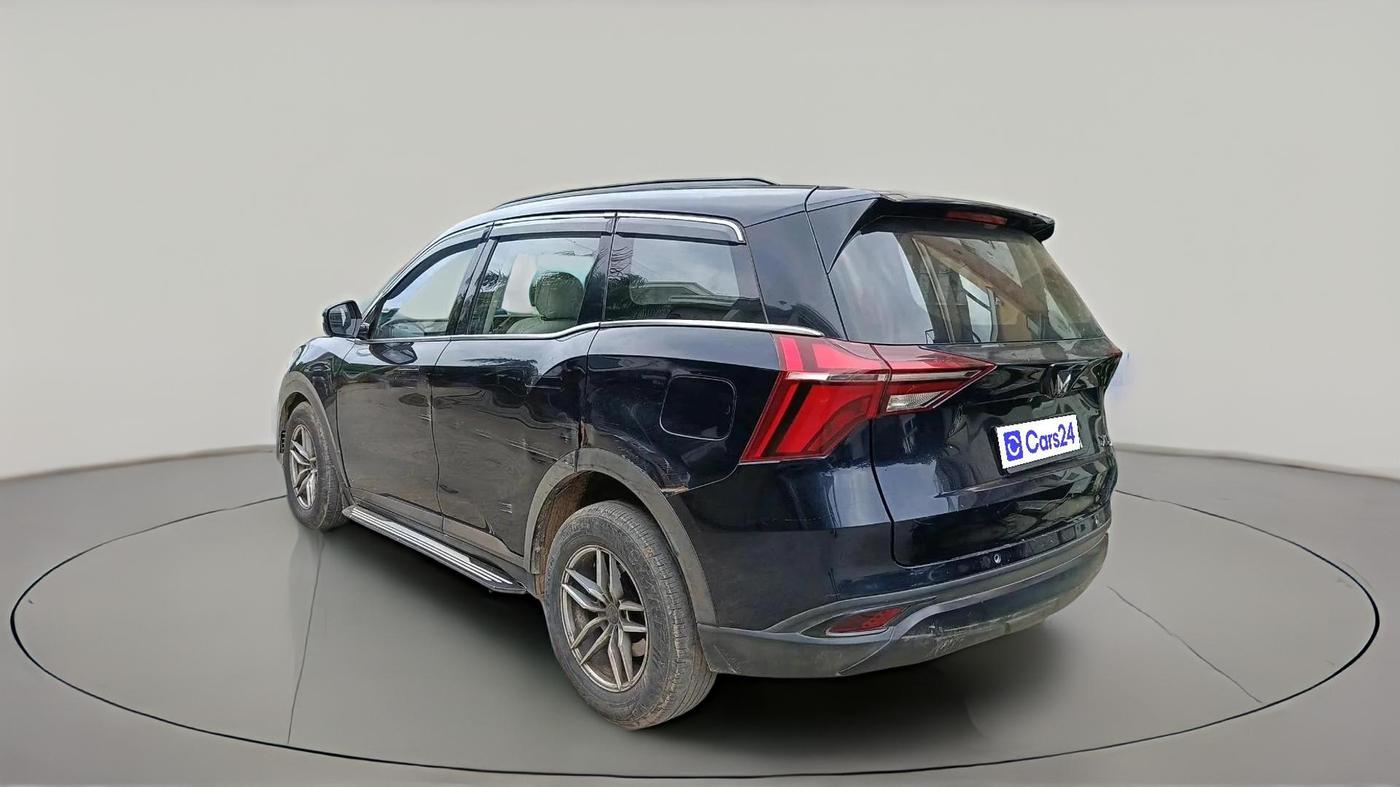 2024 Mahindra XUV700 MX Diesel MT 7 STR, Diesel, Manual, 75,617 km, exterior