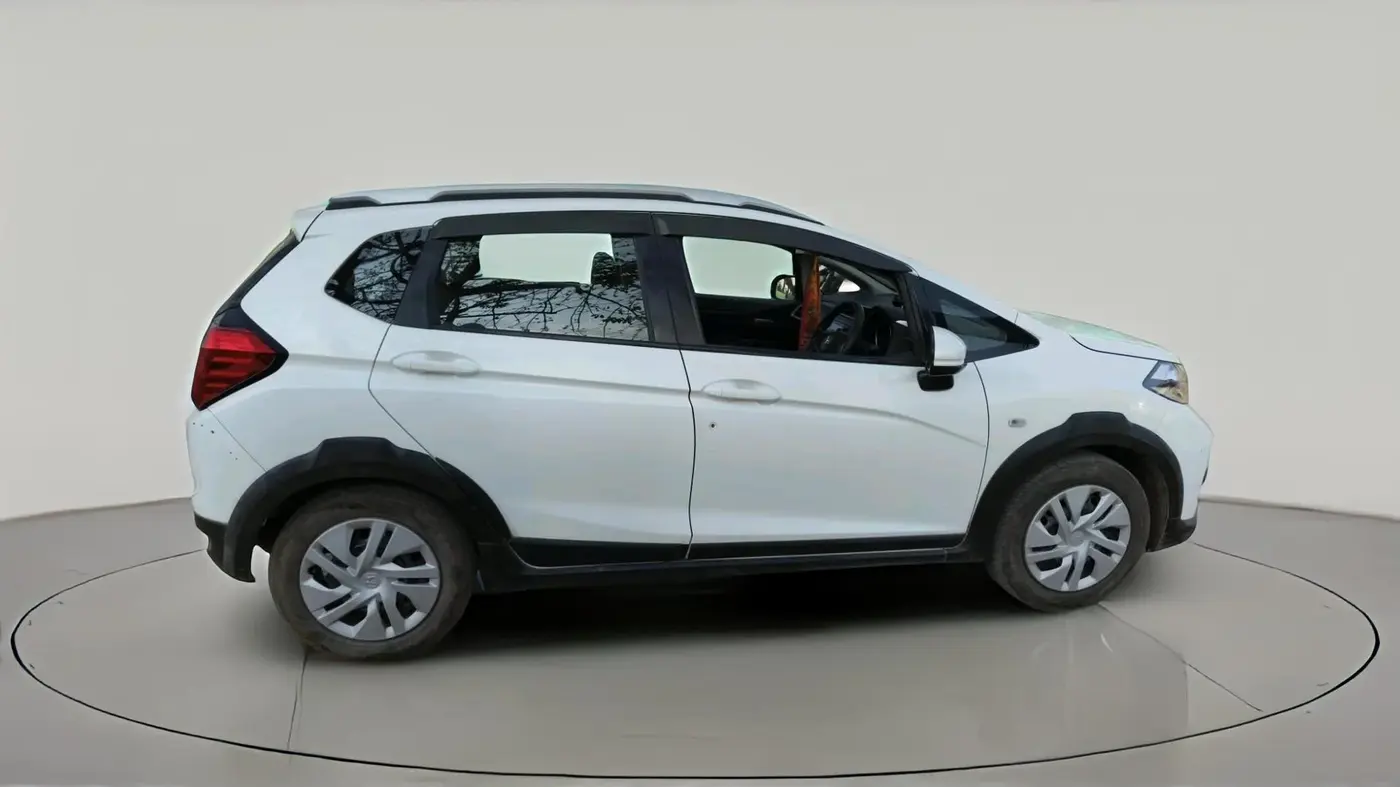 2017 Honda WR-V 1.5L I-DTEC S MT, Diesel, Manual, 86,245 km, exterior