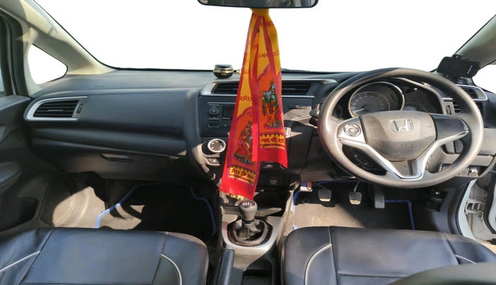 2017 Honda WR-V 1.5L I-DTEC S MT, Diesel, Manual, 84,159 km, interior