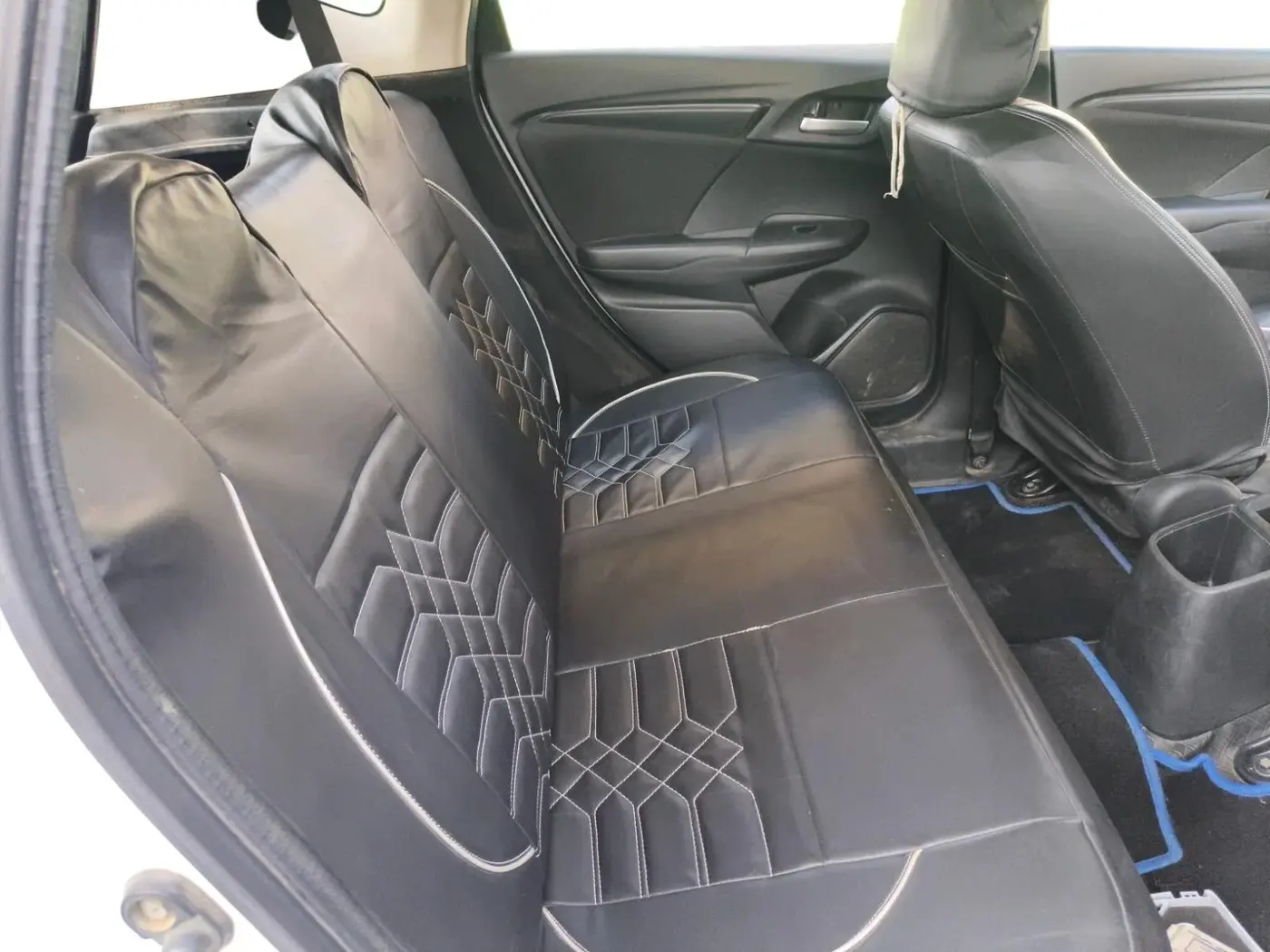 2017 Honda WR-V 1.5L I-DTEC S MT, Diesel, Manual, 86,245 km, interior