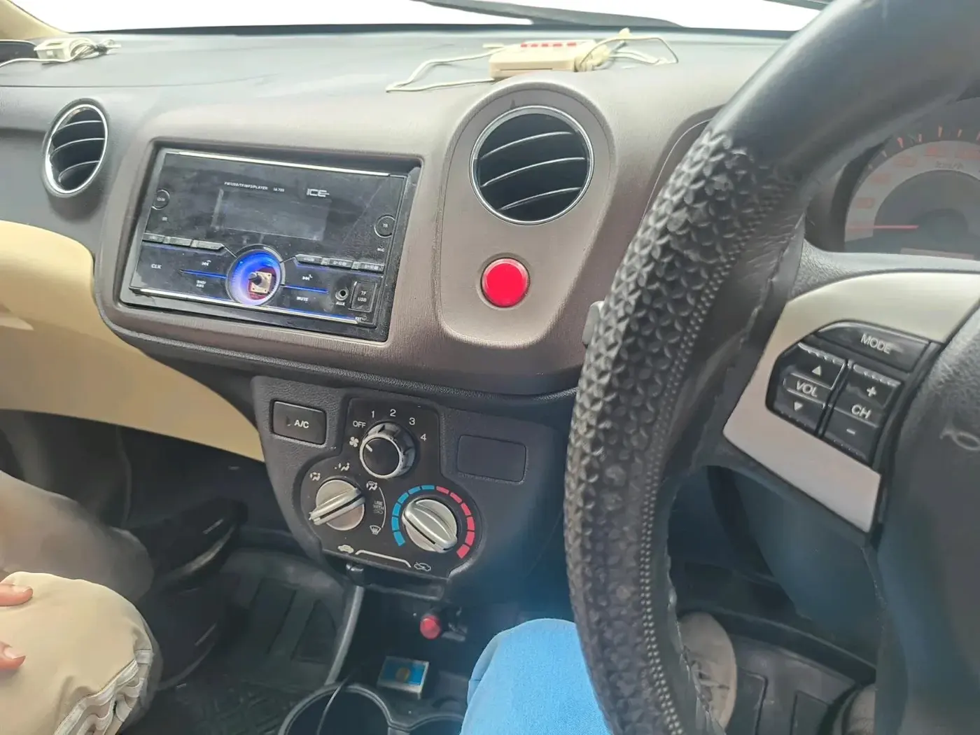 2012 Honda Brio S MT, Petrol, Manual, 59,762 km, interior
