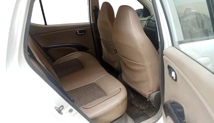 2012 Hyundai i10 MAGNA 1.2, Petrol, Manual, 64,435 km, interior