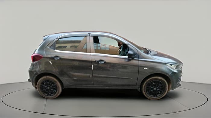 2022 Tata Tiago XM CNG, CNG, Manual, 82,828 km, exterior