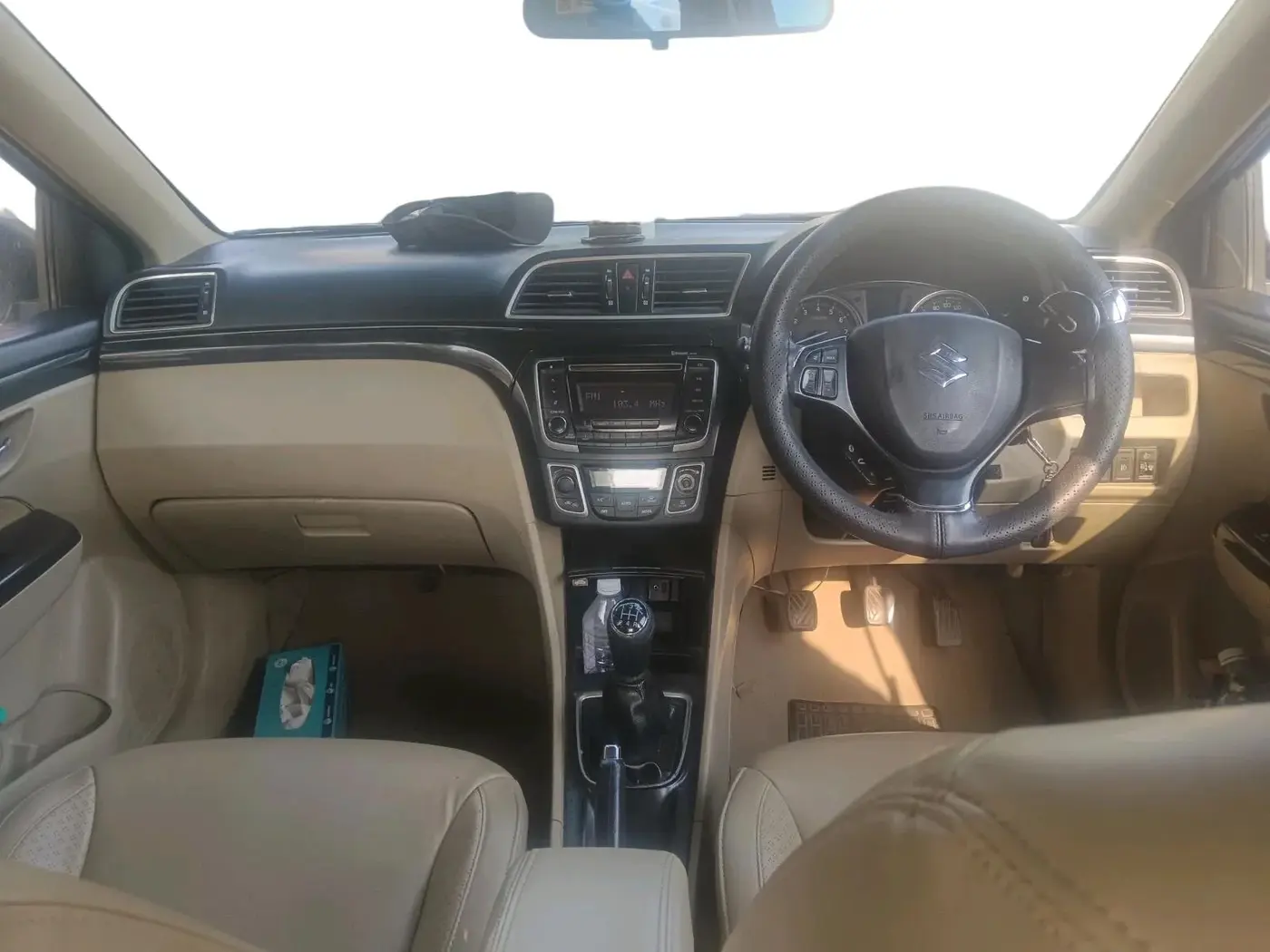 2015 Maruti Ciaz VXI+, Petrol, Manual, 82,350 km, interior