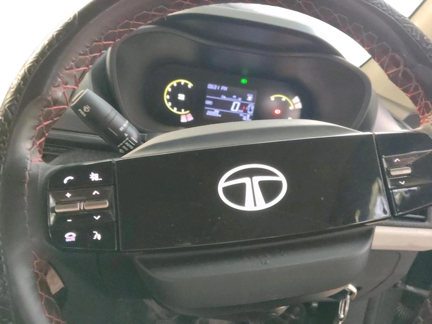 2024 Tata NEXON PURE 1.2 PETROL, Petrol, Manual, 22,205 km, interior