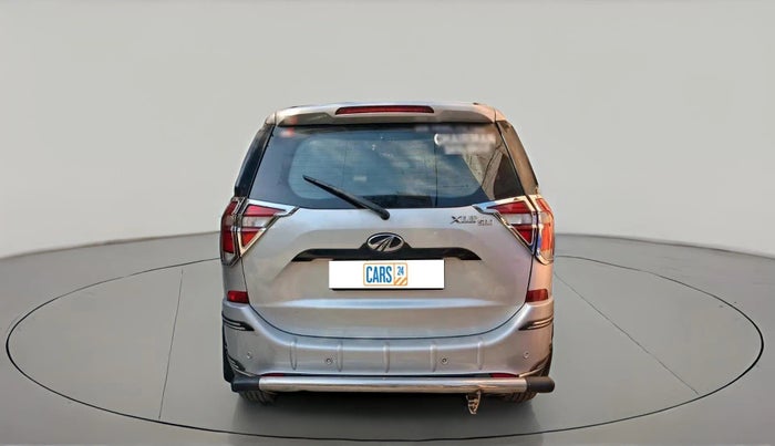 2020 Mahindra XUV500 W9, Diesel, Manual, 49,831 km, exterior