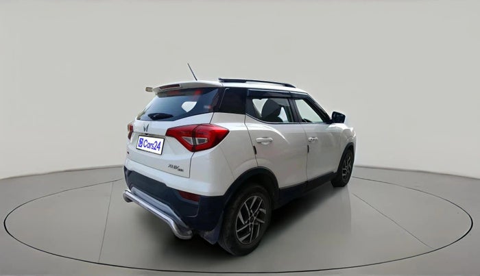 2022 Mahindra XUV300 W8 (O) 1.2 PETROL, Petrol, Manual, 29,560 km, exterior