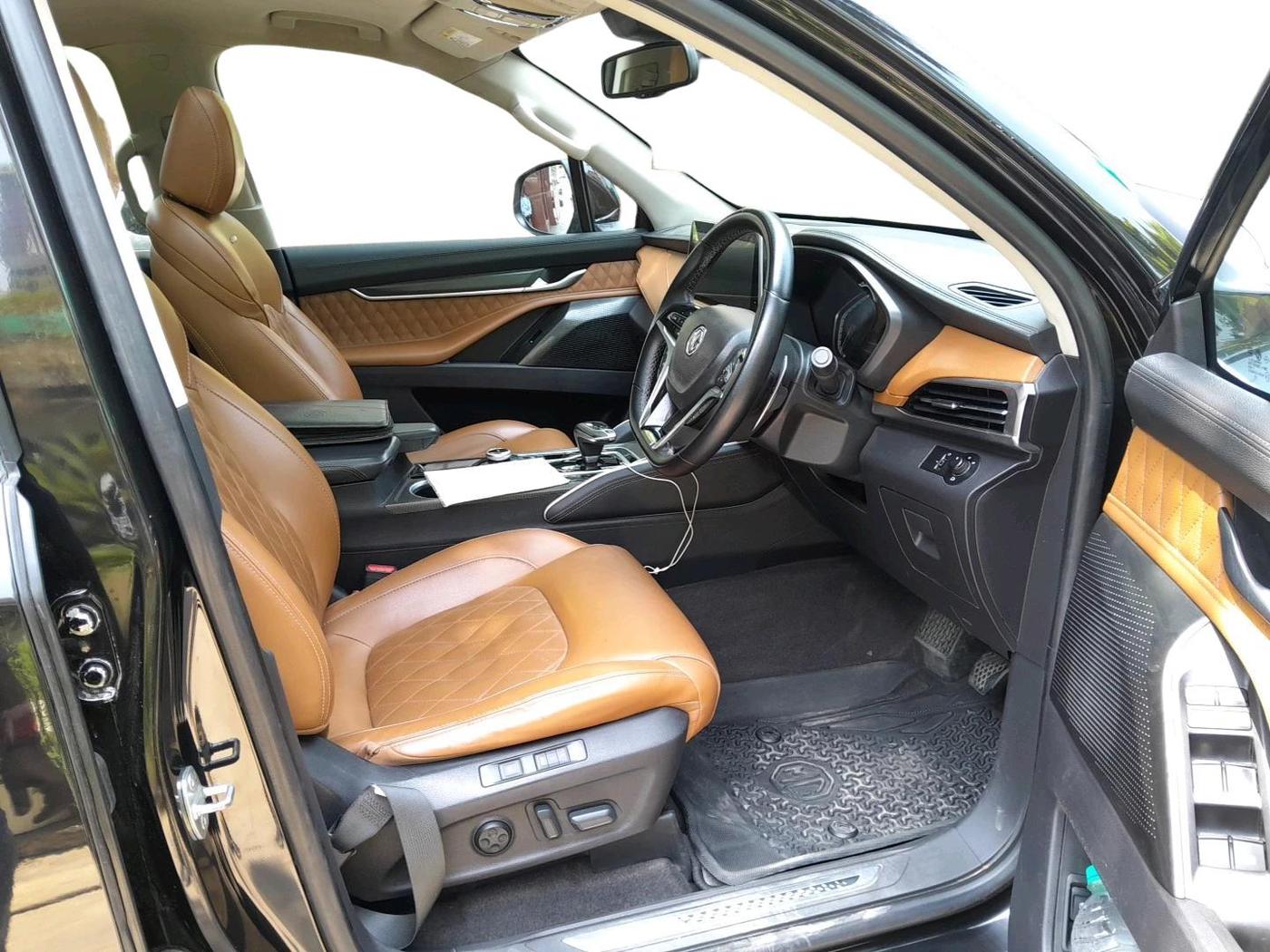 2021 MG GLOSTER SAVVY 6 STR 2.0 TWIN TURBO 4WD, Diesel, Automatic, 1,98,372 km, interior
