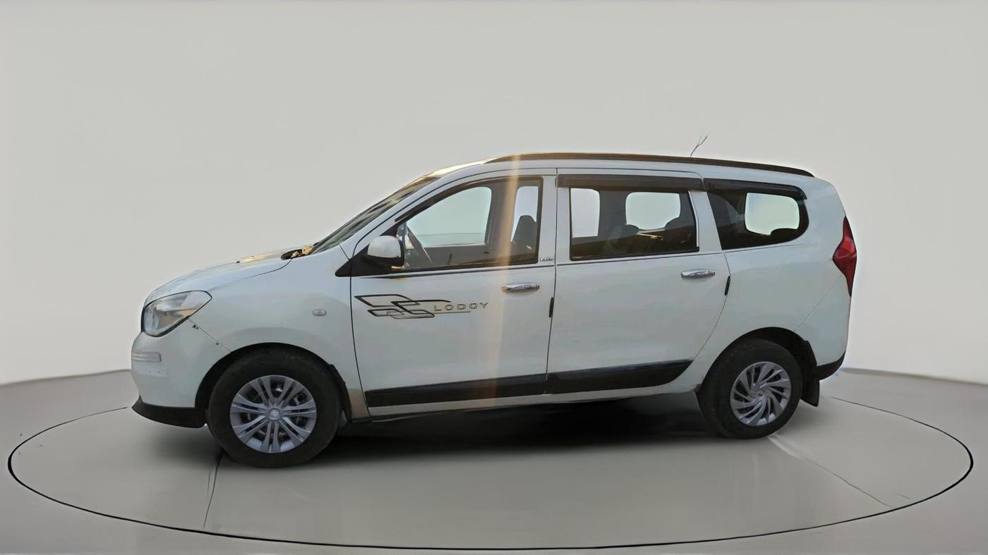 2017 Renault Lodgy 85 PS RXL STEPWAY 8 STR, Diesel, Manual, 75,604 km, exterior