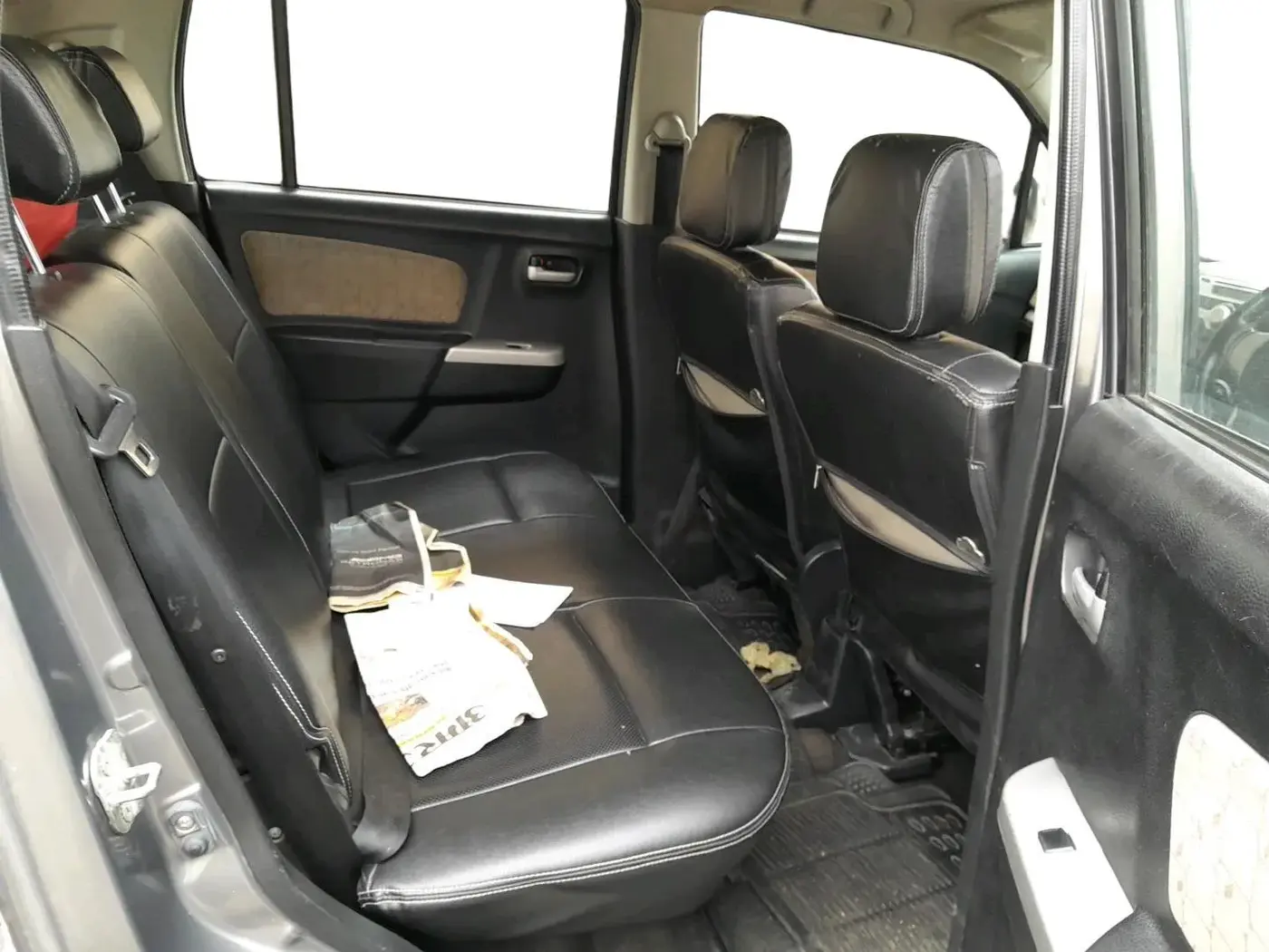 2015 Maruti Wagon R 1.0 VXI, Petrol, Manual, 85,860 km, interior