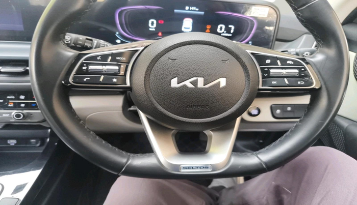 2023 KIA SELTOS HTX PETROL 1.5, Petrol, Manual, 13,897 km, interior