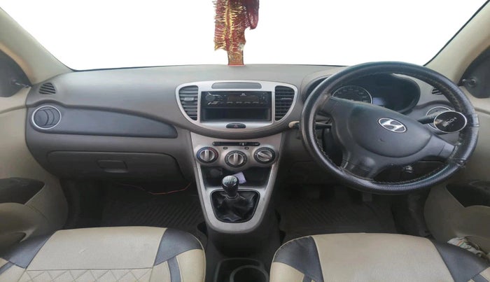 2014 Hyundai i10 MAGNA 1.1, Petrol, Manual, 1,02,027 km, interior