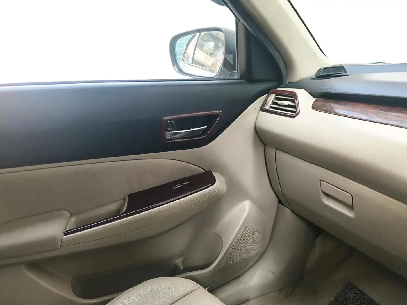2018 Maruti Dzire VDI, Diesel, Manual, 1,04,470 km, interior