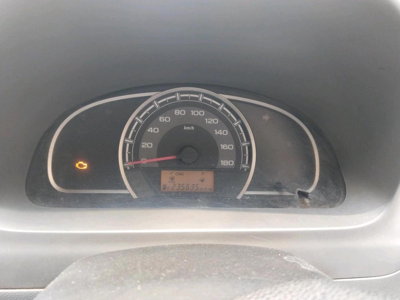 2014 Maruti Alto 800 LXI, CNG, Manual, 2,35,635 km, interior