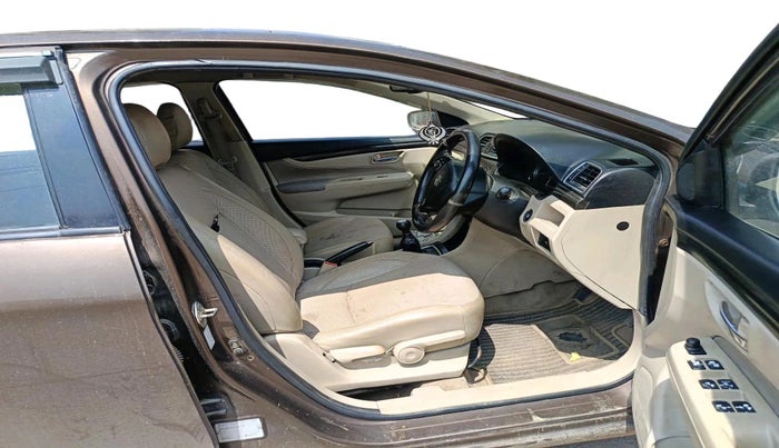 2015 Maruti Ciaz ZDI, Diesel, Manual, 76,895 km, interior