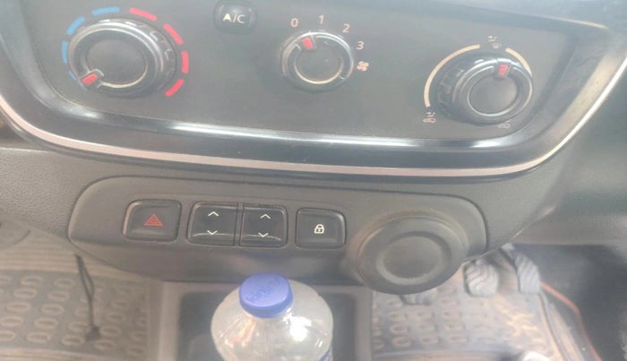 2018 Renault Kwid RXL, Petrol, Manual, 48,264 km, interior