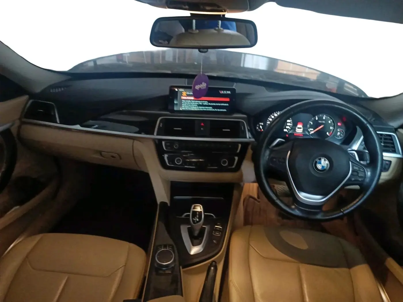 2017 BMW 3 Series  GT 320d Luxury Line, Diesel, Automatic, 1,27,830 km, interior