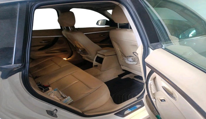 2017 BMW 3 Series  GT 320d Luxury Line, Diesel, Automatic, 1,27,830 km, interior